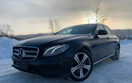 Mercedes-Benz E-Класс, 2017 год, 2 650 000 рублей, 2 фотография