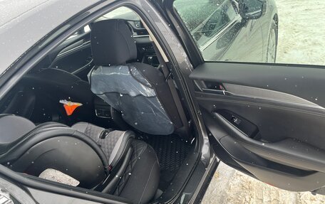 Mazda 6, 2019 год, 2 700 000 рублей, 24 фотография