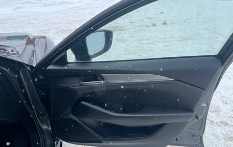 Mazda 6, 2019 год, 2 700 000 рублей, 26 фотография