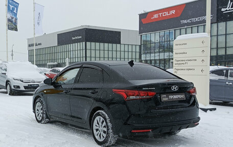 Hyundai Solaris II рестайлинг, 2021 год, 1 690 000 рублей, 7 фотография