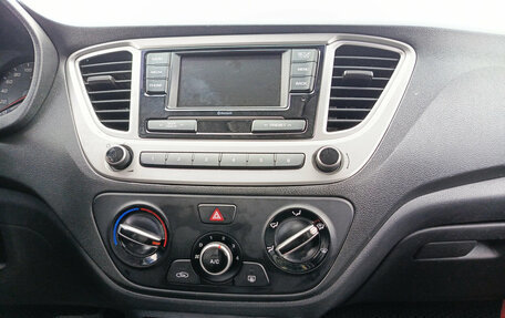 Hyundai Solaris II рестайлинг, 2021 год, 1 690 000 рублей, 15 фотография