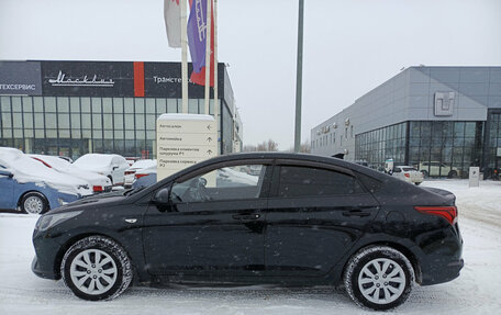 Hyundai Solaris II рестайлинг, 2021 год, 1 690 000 рублей, 8 фотография