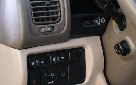 Lexus LX II, 2001 год, 1 989 000 рублей, 11 фотография