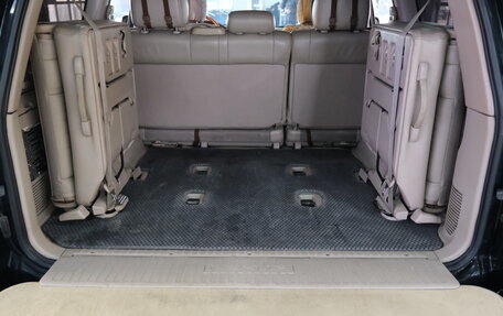 Lexus LX II, 2001 год, 1 989 000 рублей, 26 фотография