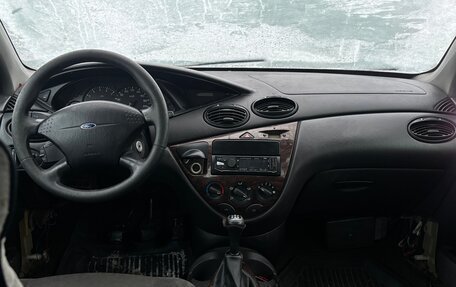 Ford Focus IV, 2001 год, 70 000 рублей, 9 фотография