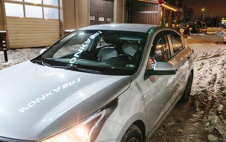 KIA Rio IV, 2021 год, 1 250 000 рублей, 2 фотография