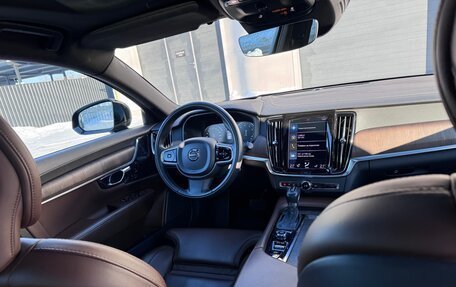 Volvo S90 II рестайлинг, 2020 год, 4 150 000 рублей, 6 фотография