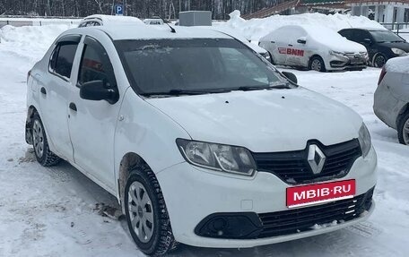 Renault Logan II, 2017 год, 415 000 рублей, 1 фотография