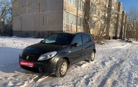 Renault Sandero I, 2012 год, 570 000 рублей, 2 фотография