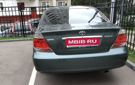 Toyota Camry V40, 2004 год, 680 000 рублей, 3 фотография