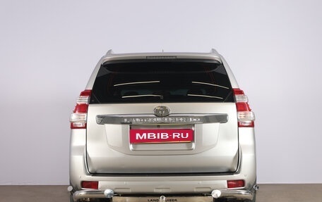 Toyota Land Cruiser Prado 150 рестайлинг 2, 2014 год, 3 799 000 рублей, 5 фотография