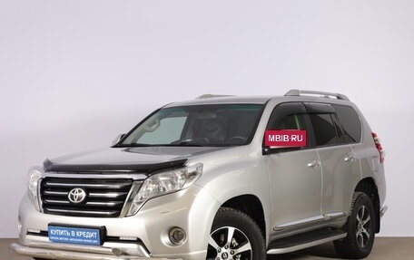 Toyota Land Cruiser Prado 150 рестайлинг 2, 2014 год, 3 799 000 рублей, 3 фотография