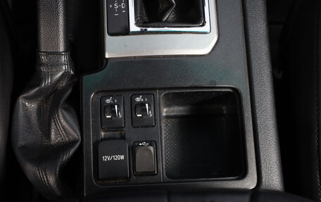 Toyota Land Cruiser Prado 150 рестайлинг 2, 2014 год, 3 799 000 рублей, 17 фотография