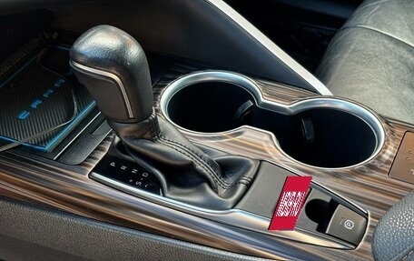 Toyota Camry, 2020 год, 2 800 000 рублей, 14 фотография