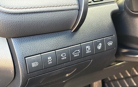 Toyota Camry, 2020 год, 2 800 000 рублей, 15 фотография