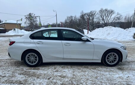 BMW 3 серия, 2021 год, 3 098 000 рублей, 3 фотография