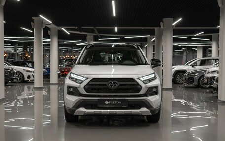 Toyota RAV4, 2025 год, 4 100 000 рублей, 3 фотография