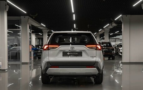 Toyota RAV4, 2025 год, 4 100 000 рублей, 6 фотография