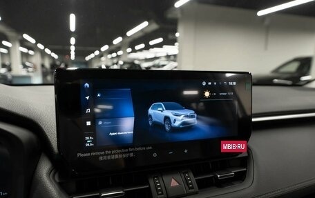 Toyota RAV4, 2025 год, 4 100 000 рублей, 18 фотография