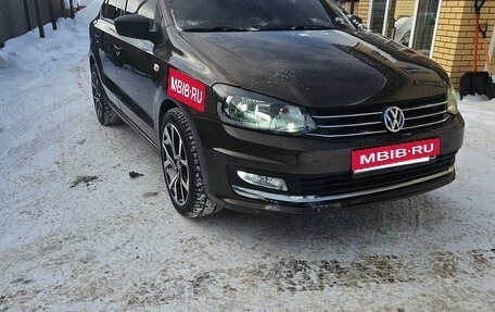 Volkswagen Polo VI (EU Market), 2016 год, 950 000 рублей, 1 фотография