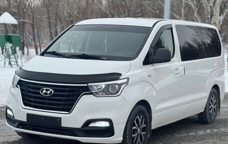Hyundai H-1 II рестайлинг, 2018 год, 3 050 000 рублей, 1 фотография