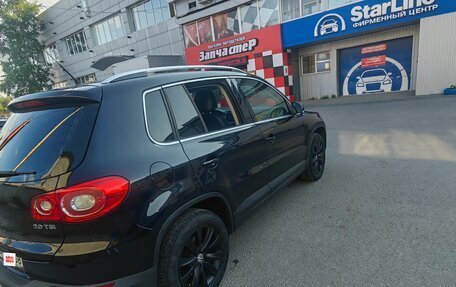 Volkswagen Tiguan I, 2010 год, 1 400 000 рублей, 4 фотография