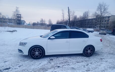 Volkswagen Jetta VI, 2015 год, 700 000 рублей, 5 фотография