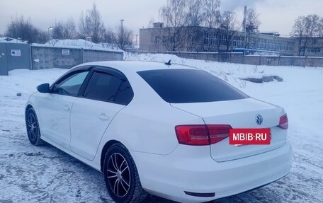 Volkswagen Jetta VI, 2015 год, 700 000 рублей, 3 фотография