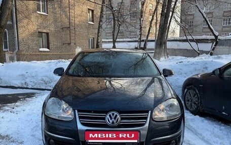 Volkswagen Jetta VI, 2010 год, 720 000 рублей, 2 фотография