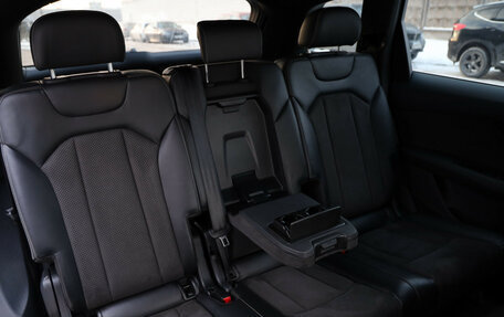 Audi Q7, 2019 год, 5 990 000 рублей, 29 фотография