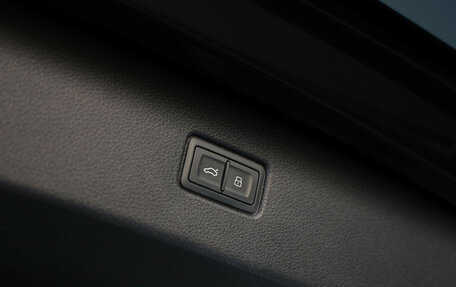 Audi Q7, 2019 год, 5 990 000 рублей, 36 фотография