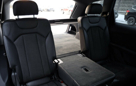 Audi Q7, 2019 год, 5 990 000 рублей, 30 фотография