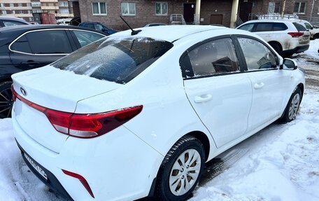 KIA Rio IV, 2018 год, 1 050 000 рублей, 3 фотография