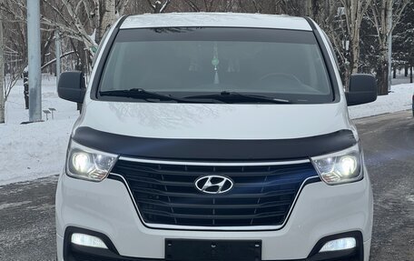 Hyundai H-1 II рестайлинг, 2018 год, 3 050 000 рублей, 6 фотография
