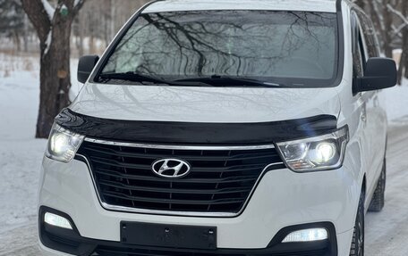 Hyundai H-1 II рестайлинг, 2018 год, 3 050 000 рублей, 12 фотография