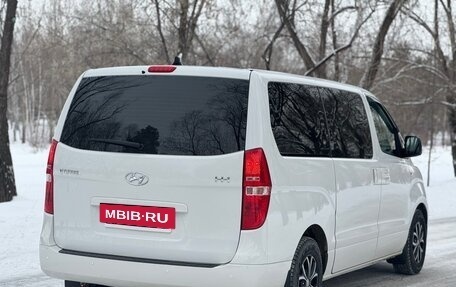 Hyundai H-1 II рестайлинг, 2018 год, 3 050 000 рублей, 16 фотография