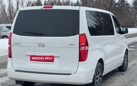 Hyundai H-1 II рестайлинг, 2018 год, 3 050 000 рублей, 7 фотография