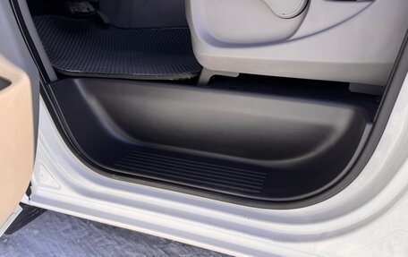 Hyundai H-1 II рестайлинг, 2018 год, 3 050 000 рублей, 27 фотография