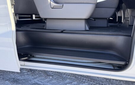 Hyundai H-1 II рестайлинг, 2018 год, 3 050 000 рублей, 35 фотография