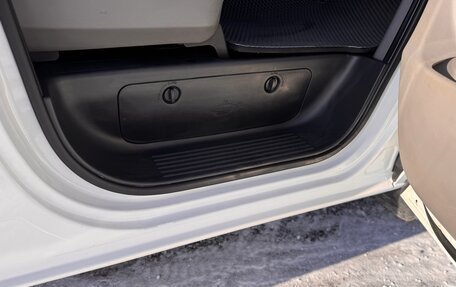 Hyundai H-1 II рестайлинг, 2018 год, 3 050 000 рублей, 28 фотография