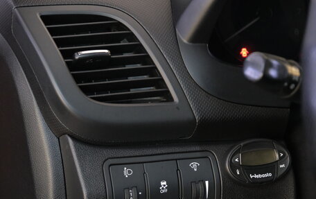 Hyundai Solaris II рестайлинг, 2013 год, 799 000 рублей, 10 фотография