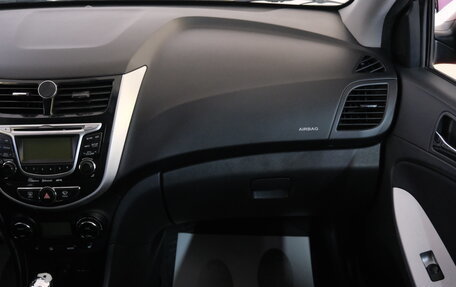 Hyundai Solaris II рестайлинг, 2013 год, 799 000 рублей, 20 фотография