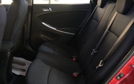 Hyundai Solaris II рестайлинг, 2013 год, 799 000 рублей, 23 фотография