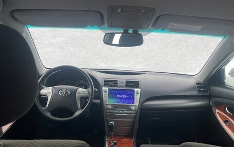 Toyota Camry, 2007 год, 1 260 000 рублей, 10 фотография