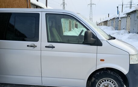 Volkswagen Transporter T5 рестайлинг, 2007 год, 1 350 000 рублей, 2 фотография