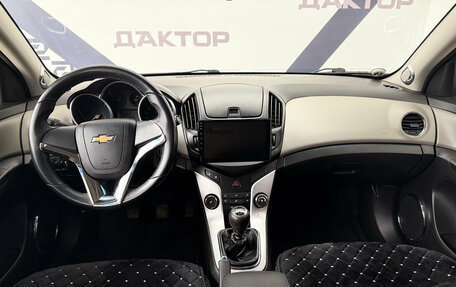 Chevrolet Cruze II, 2013 год, 890 000 рублей, 10 фотография