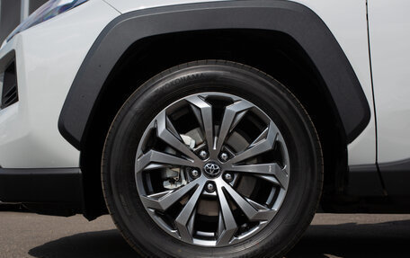 Toyota RAV4, 2025 год, 4 340 000 рублей, 10 фотография