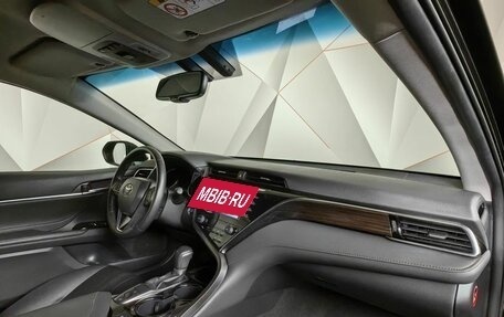 Toyota Camry, 2020 год, 3 200 000 рублей, 13 фотография