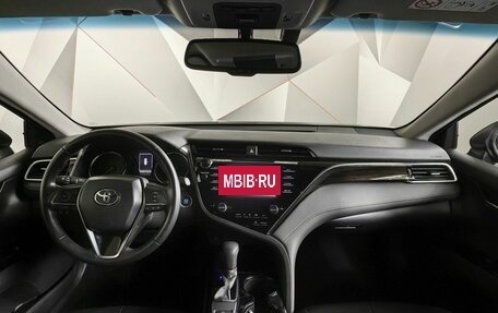 Toyota Camry, 2020 год, 3 200 000 рублей, 14 фотография