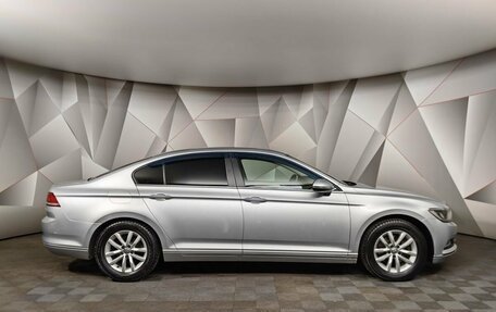 Volkswagen Passat B8 рестайлинг, 2015 год, 1 598 000 рублей, 6 фотография